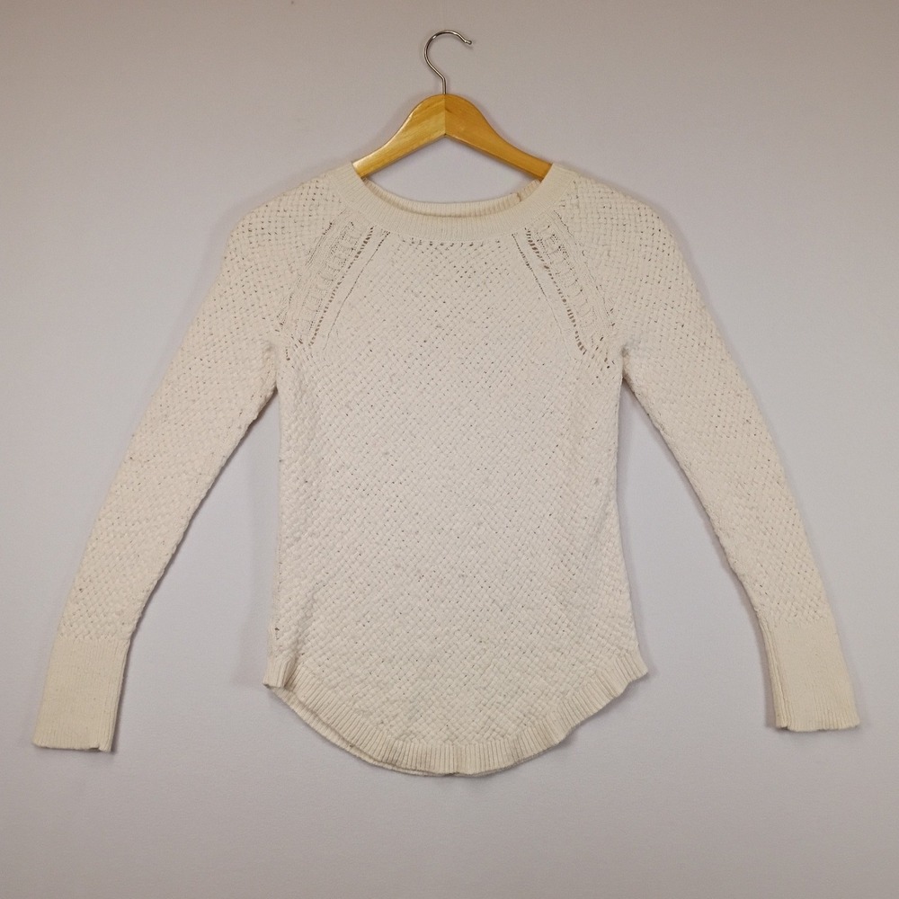 Cottagecore LOFT Women Small Cream Textured Knit Curved Hem Long Sleeve Sweater